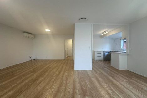 Photo of property in 9k View Road, Glenfield, Auckland, 0627