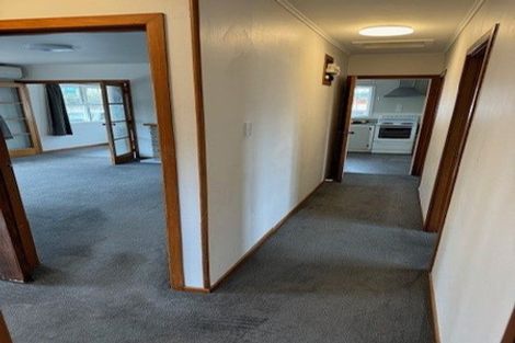 Photo of property in 20 Ocean View Road, Northcote, Auckland, 0627