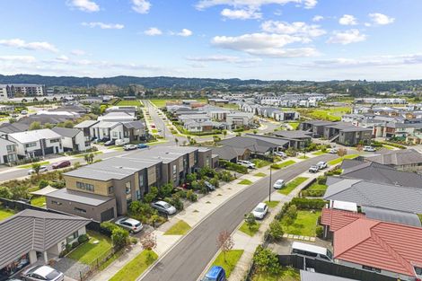 Photo of property in 3/46 Jane Maree Road, Kumeu, 0810