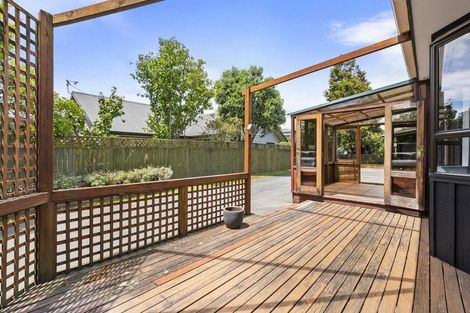 Photo of property in 3 Newland Court, Palmerston North, 4410