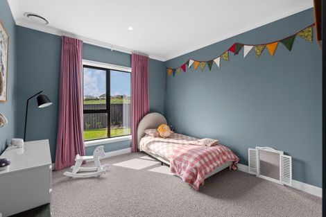 Photo of property in 29 Tuscany Way, Fitzherbert, 4410