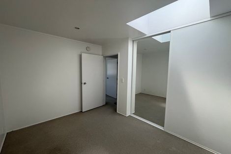 Photo of property in 20/8 Girton Terrace, Mount Cook, Wellington, 6021