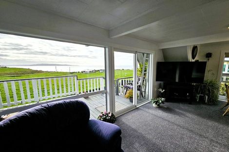 Photo of property in 10 Rimu Street, Kaka Point, Balclutha, 9271