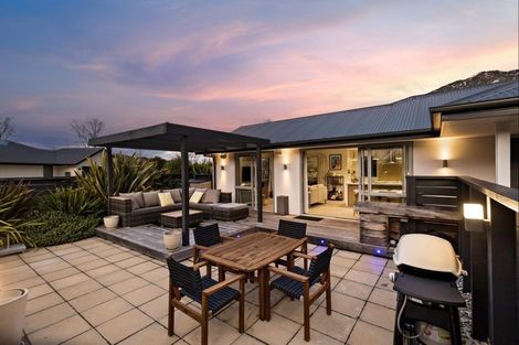 Photo of property in 6 Evening Star Road, Arthurs Point, Queenstown, 9371