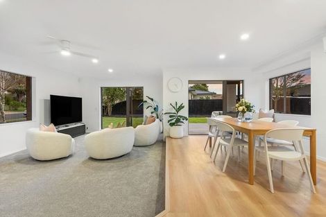 Photo of property in 18a Bushlands Drive, Albany, Auckland, 0632