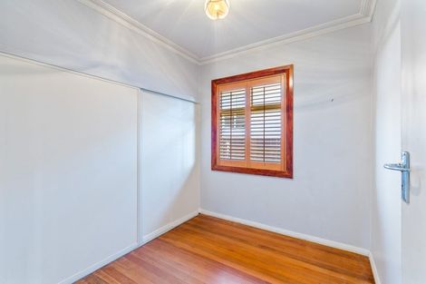Photo of property in 2 Warwick Street, Balaclava, Dunedin, 9011