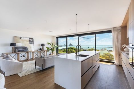 Photo of property in 10a Whiteley Street, Moturoa, New Plymouth, 4310