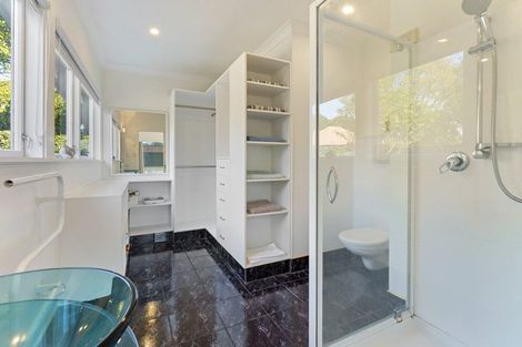 Photo of property in 32 Domain Road, Otaki, 5512