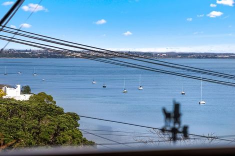 Photo of property in 39 Neptune Avenue, Beach Haven, Auckland, 0626