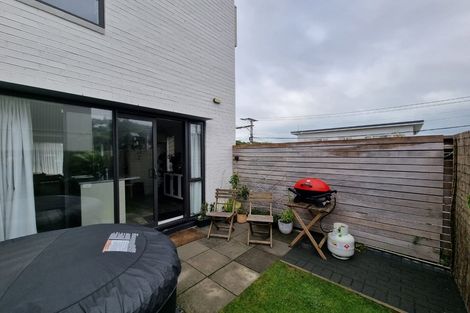 Photo of property in 12u6 Stanley Street, Berhampore, Wellington, 6023