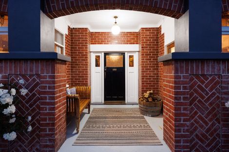 Photo of property in 116 Heretaunga Street, Palmerston North, 4414