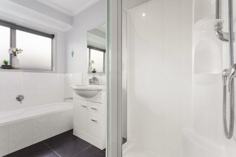 Photo of property in 16b Lord Cobham Avenue, Whakatane, 3120