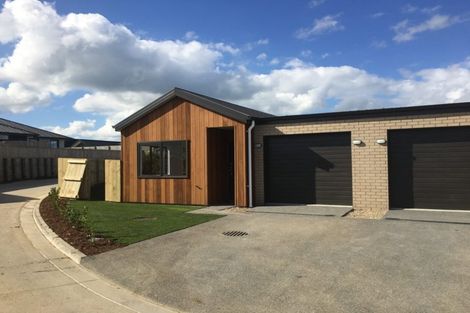 Photo of property in 21u1 Onukutara Place, Huntington, Hamilton, 3281