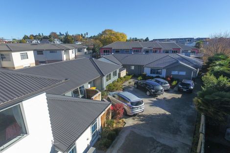 Photo of property in 6/5 Jones Crescent, Melville, Hamilton, 3206