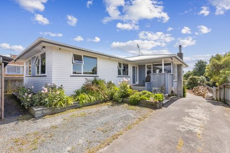 Photo of property in 25 Gray Avenue, Paraparaumu Beach, Paraparaumu, 5032