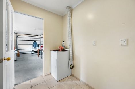 Photo of property in 68 Shields Street, Clyde, 9330