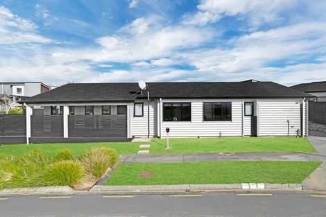 Photo of property in 2 Tidal View Road, Karaka, Papakura, 2113