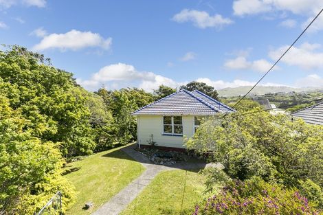 Photo of property in 92 Mornington Road, Brooklyn, Wellington, 6021