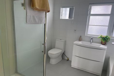 Photo of property in 1/57 Grove Road, Papakura, 2110