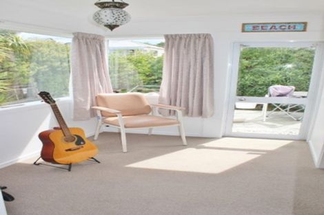 Photo of property in 2 Queen Street, Brighton, Dunedin, 9035