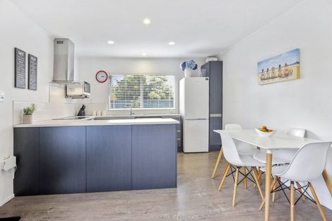 Photo of property in 1/6 Bingara Place, Favona, Auckland, 2024