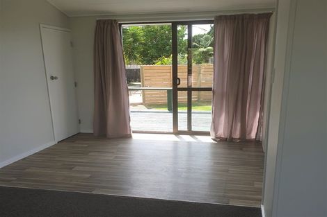 Photo of property in 14b Sandspit Road, Waiuku, 2123