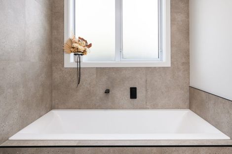 Photo of property in 1 Ivy Lane, Kelvin Grove, Palmerston North, 4414