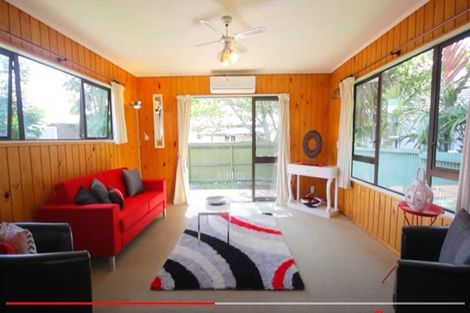 Photo of property in 1/20 Yeovil Road, Te Atatu Peninsula, Auckland, 0610