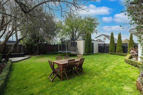 Photo of property in 14 Meadow Street, Papanui, Christchurch, 8052