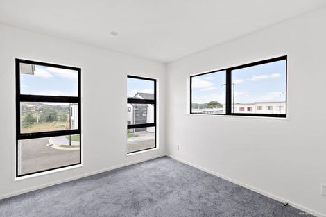 Photo of property in 11 Kaha Lane, Henderson, Auckland, 0612