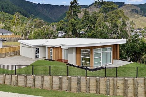 Photo of property in 6 Homestead Avenue, Twizel, 7999