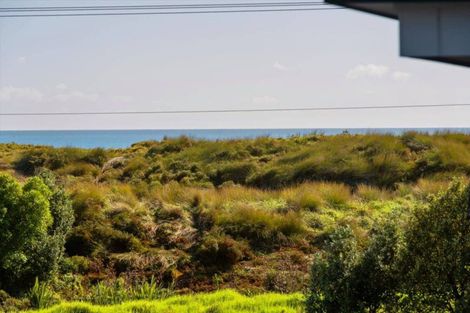 Photo of property in 988 Papamoa Beach Road, Papamoa Beach, Papamoa, 3118