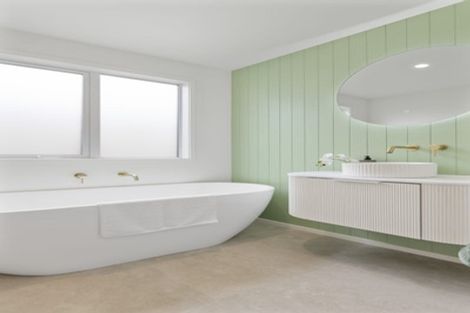 Photo of property in 9/2 Wilton Street, Westown, New Plymouth, 4310