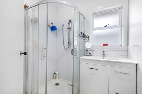 Photo of property in 12 Bittern Place, Henderson, Auckland, 0610