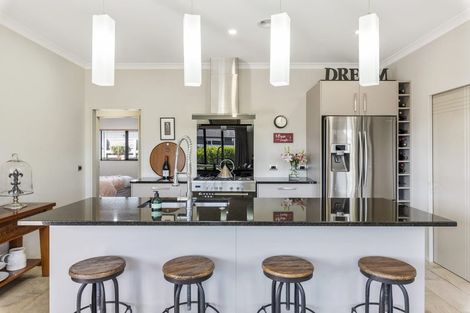 Photo of property in 85 Kotuku Drive, Paraparaumu Beach, Paraparaumu, 5032