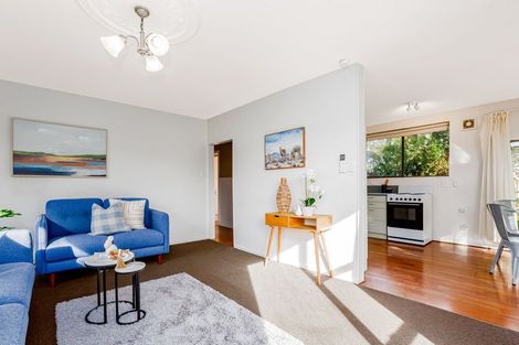 Photo of property in 15 Chew Place, Ranui, Porirua, 5024