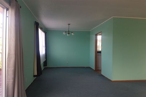 Photo of property in 84 Reynella Drive, Massey, Auckland, 0614