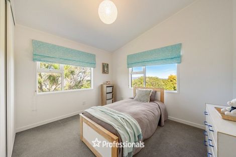 Photo of property in 13 Wilson Grove, Normandale, Lower Hutt, 5010