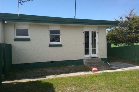 Photo of property in 9 Palmers Road, New Brighton, Christchurch, 8083