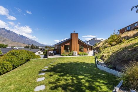Photo of property in 5 Batsford Lane, Lower Shotover, Queenstown, 9371