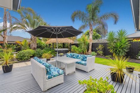 Photo of property in 31 Wells Place, Whitianga, 3510