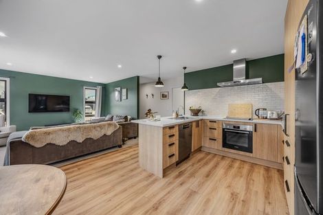Photo of property in 5 Riley Street, Lake Hawea, 9382