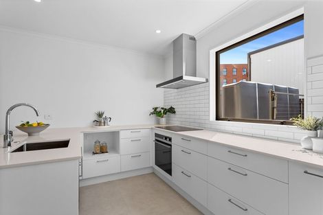 Photo of property in 18 Hema Road, Hobsonville, 0616