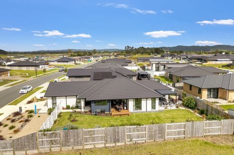 Photo of property in 4 Te Taniwha Road, One Tree Point, 0118