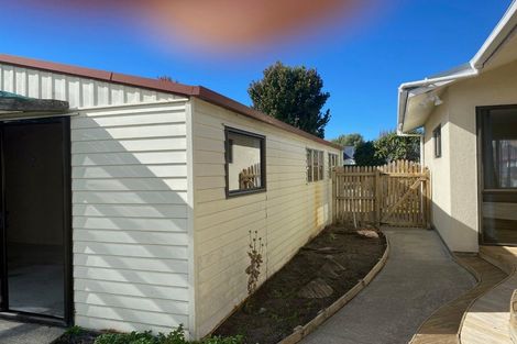 Photo of property in 27 Wiremu Street, Redwood, Christchurch, 8051