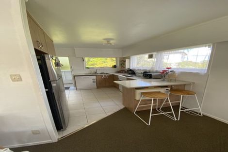 Photo of property in 2/219 Forrest Hill Road, Forrest Hill, Auckland, 0620