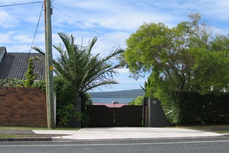Photo of property in 1/28 Seacliffe Avenue, Belmont, Auckland, 0622