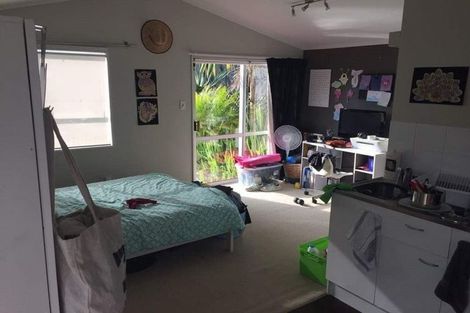 Photo of property in 16 Gerontius Glade, Torbay, Auckland, 0630