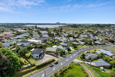 Photo of property in 37 Poike Road, Hairini, Tauranga, 3112
