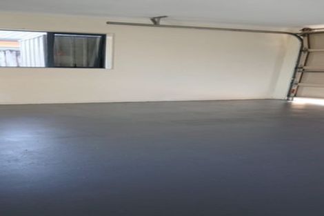 Photo of property in 14 Harobed Place, Weymouth, Auckland, 2103